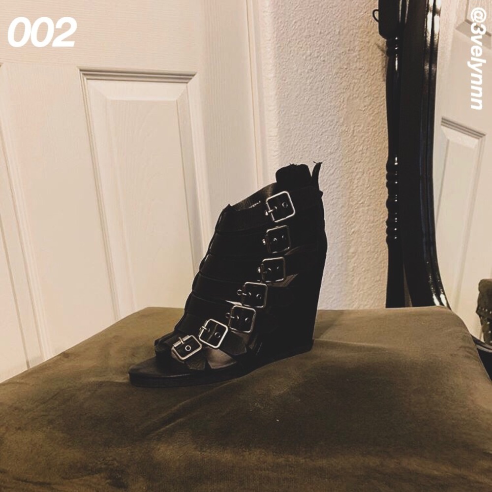 Open toe wedges
